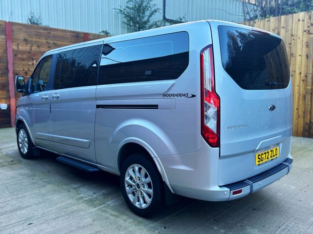 2022 FORD TOURNEO CUSTOM - Photo 10