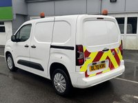 USED 2020 70 VAUXHALL COMBO 1.6 Turbo D 2300 Sportive Panel Van 4dr Diesel Manual L1 H1 Euro 6 (s/s) (100 ps) This 2020 Vauxhall Combo offers a superb blend of practicality and performance, making it an excellent choice for your next vehicle. Powered by a robust 1.6 litre Turbo D diesel engine, this Euro 6 compliant model ensures efficient and clean driving. The Sportive trim level, specifically the 1.6 Turbo D 2300 Sportive L1 H1 Euro 6 (s/s) 4dr derivative, provides a well equipped and comfortable experience. The Vauxhall Combo is designed to meet the demands of everyday use, offering a generous amoun