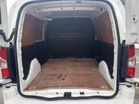 USED 2020 70 VAUXHALL COMBO 1.6 Turbo D 2300 Sportive Panel Van 4dr Diesel Manual L1 H1 Euro 6 (s/s) (100 ps) This 2020 Vauxhall Combo offers a superb blend of practicality and performance, making it an excellent choice for your next vehicle. Powered by a robust 1.6 litre Turbo D diesel engine, this Euro 6 compliant model ensures efficient and clean driving. The Sportive trim level, specifically the 1.6 Turbo D 2300 Sportive L1 H1 Euro 6 (s/s) 4dr derivative, provides a well equipped and comfortable experience. The Vauxhall Combo is designed to meet the demands of everyday use, offering a generous amoun