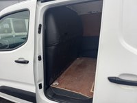 USED 2020 70 VAUXHALL COMBO 1.6 Turbo D 2300 Sportive Panel Van 4dr Diesel Manual L1 H1 Euro 6 (s/s) (100 ps) This 2020 Vauxhall Combo offers a superb blend of practicality and performance, making it an excellent choice for your next vehicle. Powered by a robust 1.6 litre Turbo D diesel engine, this Euro 6 compliant model ensures efficient and clean driving. The Sportive trim level, specifically the 1.6 Turbo D 2300 Sportive L1 H1 Euro 6 (s/s) 4dr derivative, provides a well equipped and comfortable experience. The Vauxhall Combo is designed to meet the demands of everyday use, offering a generous amoun