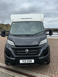 USED 2021 21 SWIFT EDGE 464 2.3 DIESEL 120BHP MANUAL 4 BERTH 4 TRAVEL SEATS LUXURY MOTORHOME BLACK EDITION