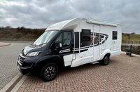USED 2021 21 SWIFT EDGE 464 2.3 DIESEL 120BHP MANUAL 4 BERTH 4 TRAVEL SEATS LUXURY MOTORHOME BLACK EDITION