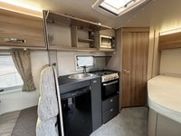 USED 2021 21 SWIFT EDGE 464 2.3 DIESEL 120BHP MANUAL 4 BERTH 4 TRAVEL SEATS LUXURY MOTORHOME BLACK EDITION