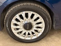 USED 2017 67 FIAT 500 1.2 Lounge Panoramic Hatchback 3 Door Petrol Manual Euro 6 (s/s) (69 bhp) PANORAMIC SUNROOF REAR PARKING AID