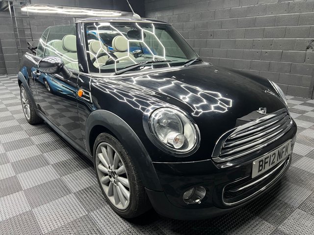 View our MINI CONVERTIBLE