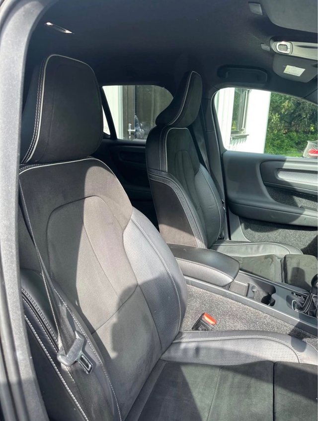 2018 VOLVO XC40 2018 2.0 D3 R-Design SUV 5dr Diesel Manual Euro 6 (s/s) (150 ps) - Photo 6