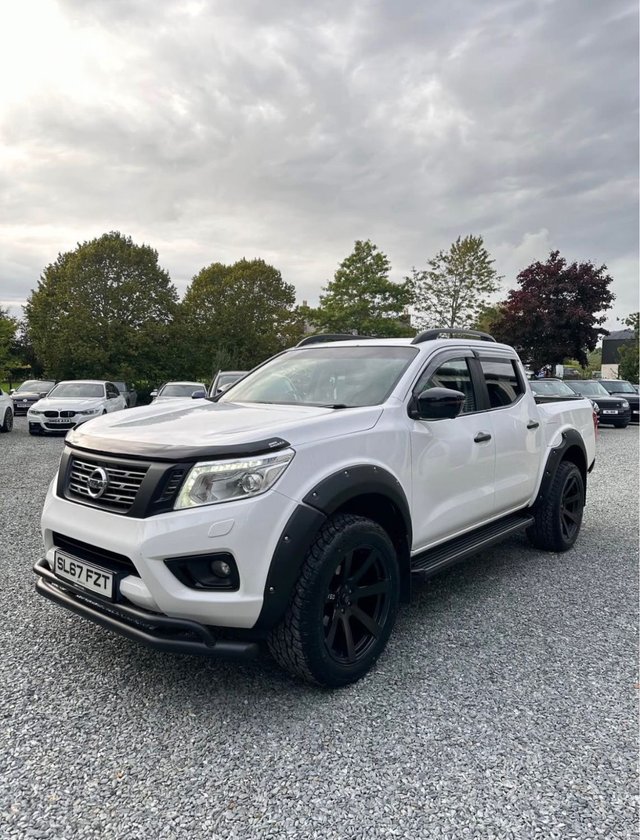 2017 NISSAN NAVARA 2017 2.3 dCi Tekna Pickup Double Cab 4dr Diesel Auto 4WD Euro 6 (190 ps) - Photo 3