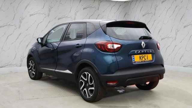 2019 RENAULT CAPTUR - Photo 3