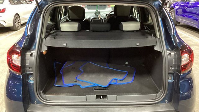 2019 RENAULT CAPTUR - Photo 11