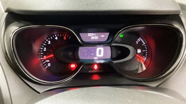 2019 RENAULT CAPTUR - Photo 8