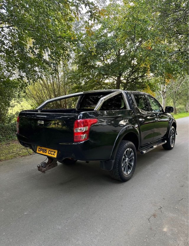 View our MITSUBISHI L200