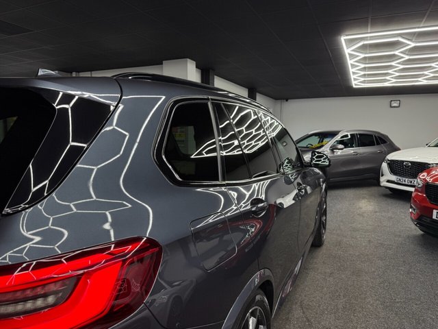 2019 BMW X5 - Photo 12