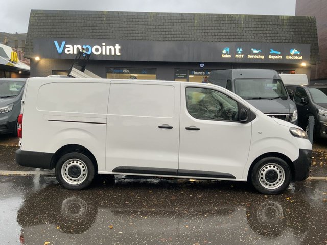2022 Vauxhall Vivaro 1.5L Dynamic 6dr - Photo 8