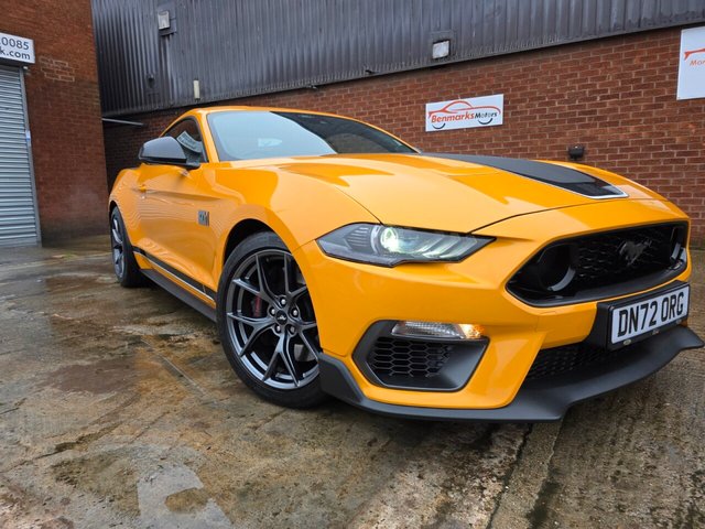 2022 FORD MUSTANG - Photo 2