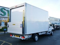 USED 2023 72 PEUGEOT BOXER 335 2.2 BLUEHDI L4 X-LONG BUILT FOR BUSINESS LUTON ( TAIL-LIFT ) 1 OWNER | AIR CON | L4 X-LONG | TAIL-LIFT