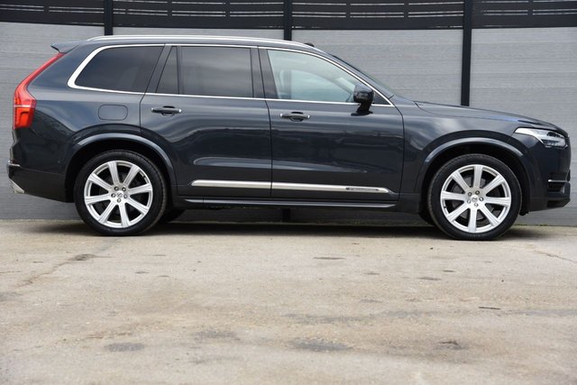 2017 VOLVO XC90 - Photo 8