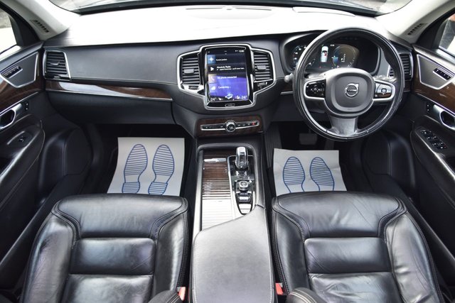 2017 VOLVO XC90 - Photo 2