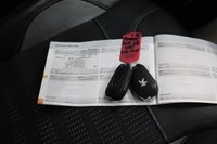 USED 2016 16 PEUGEOT 2008 1.6 BlueHDi Allure SUV 5dr Diesel Manual Euro 6 (s/s) (120 ps) FULL SERVICE HISTORY / LOW ROAD TAX / FINANCE AVAILABLE