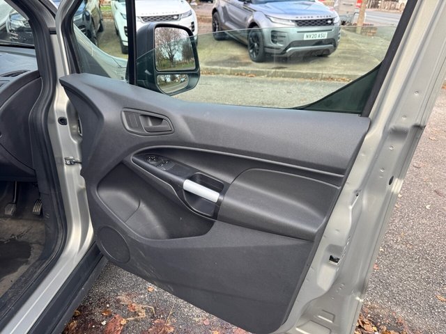 2016 Ford Transit Connect 1.6L Trend 6dr - Photo 10