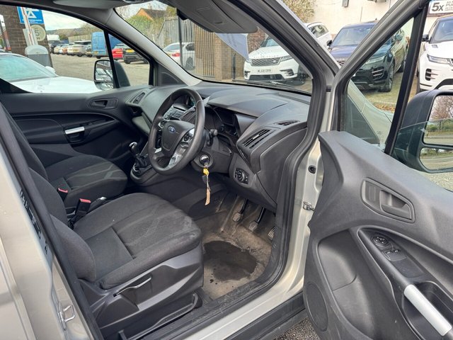 2016 Ford Transit Connect 1.6L Trend 6dr - Photo 11