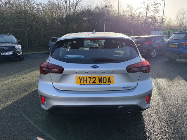 2022 Ford Focus 1L Titanium 5dr - Photo 4