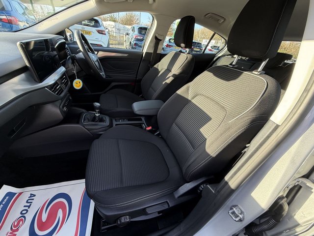 2022 Ford Focus 1L Titanium 5dr - Photo 10