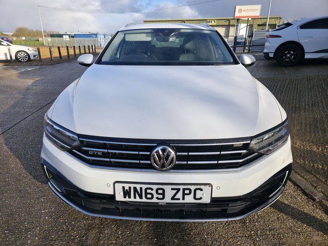 2019 VOLKSWAGEN PASSAT 1.4 TSI 13kWh GTE Estate 5dr Petrol Plug-in Hybrid DSG Euro 6 (s/s) (218 ps) - Photo 3