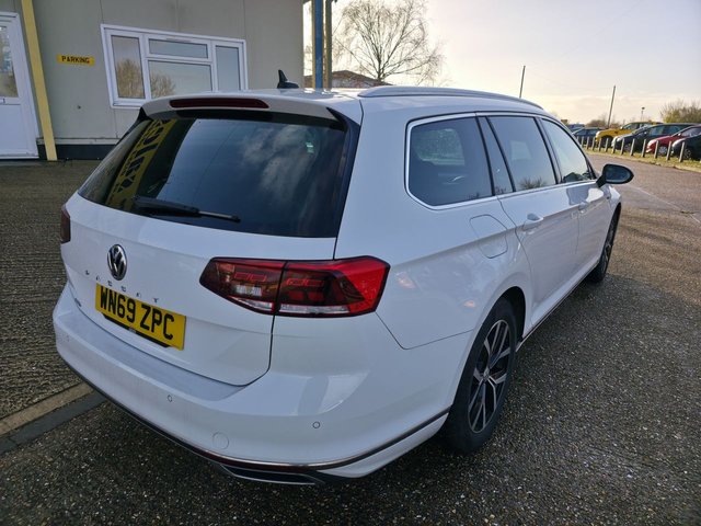 2019 VOLKSWAGEN PASSAT 1.4 TSI 13kWh GTE Estate 5dr Petrol Plug-in Hybrid DSG Euro 6 (s/s) (218 ps) - Photo 10