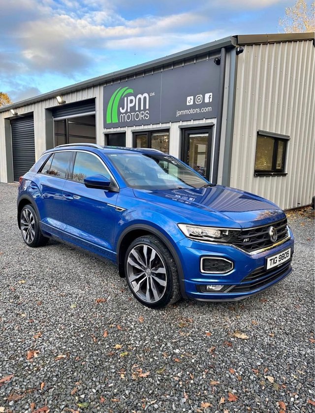 View our VOLKSWAGEN T-ROC