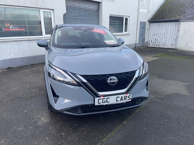View our NISSAN QASHQAI