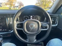 USED 2019 19 VOLVO V60 2.0 T5 Inscription Estate 5dr Petrol Auto Euro 6 (s/s) (250 ps) LEATHER+PAN ROOF+XENIUM+CAMERA