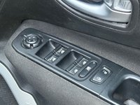 USED 2017 67 JEEP RENEGADE 1.4T MultiAirII Longitude SUV 5dr Petrol DDCT Euro 6 (s/s) (140 ps) CRUISE CONTROL, PARKING SENSORS