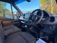 USED 2022 22 MERCEDES-BENZ SPRINTER 2.0 317 CDI Progressive LUTON BOX VAN [ A/C ] L3 Euro 6 (s/s) (170 ps) LIGHT USE MOTORWAY MILEAGE FSH!!