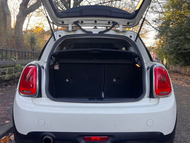2016 MINI Hatch 1.5L Cooper 3dr - Photo 9