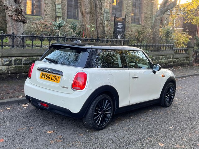 2016 MINI Hatch 1.5L Cooper 3dr - Photo 4