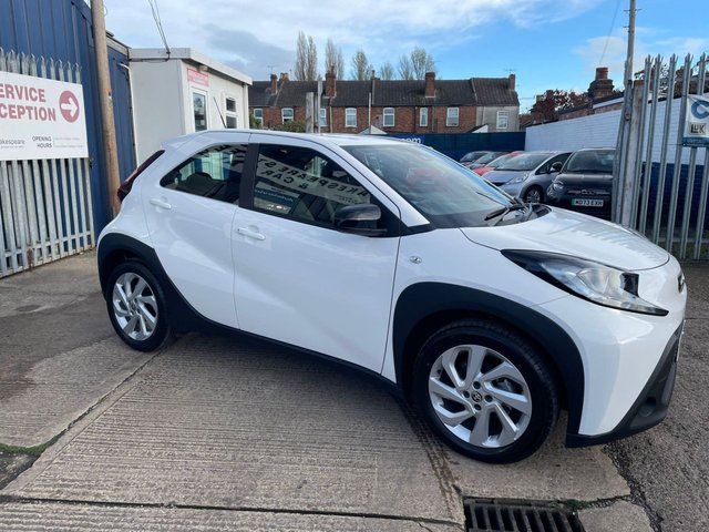 2024 TOYOTA AYGO X - Photo 8