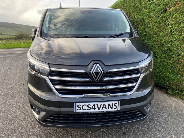 2025 RENAULT TRAFIC - Photo 3