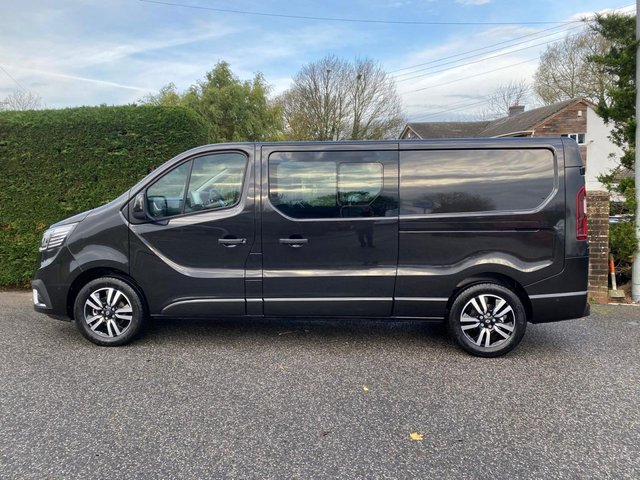 2025 RENAULT TRAFIC - Photo 5