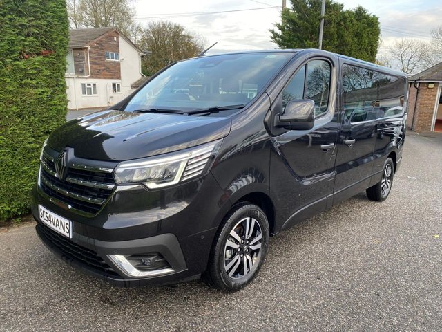 2025 RENAULT TRAFIC - Photo 4