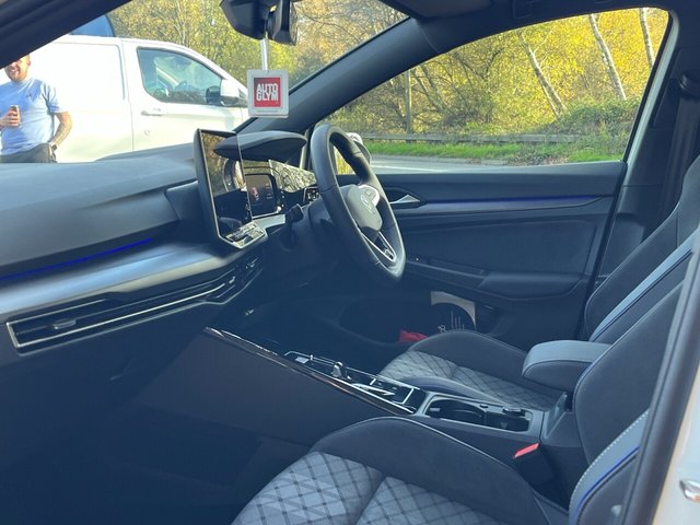 2025 VOLKSWAGEN GOLF - Photo 10