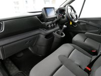 USED 2024 74 RENAULT TRUCKS TRAFIC 2.0 BLUEDCI 150 BHP LONG RED EDITION REFRIGERATED  AMBIENT + CHILLER | OVERNIGHT STANDBY