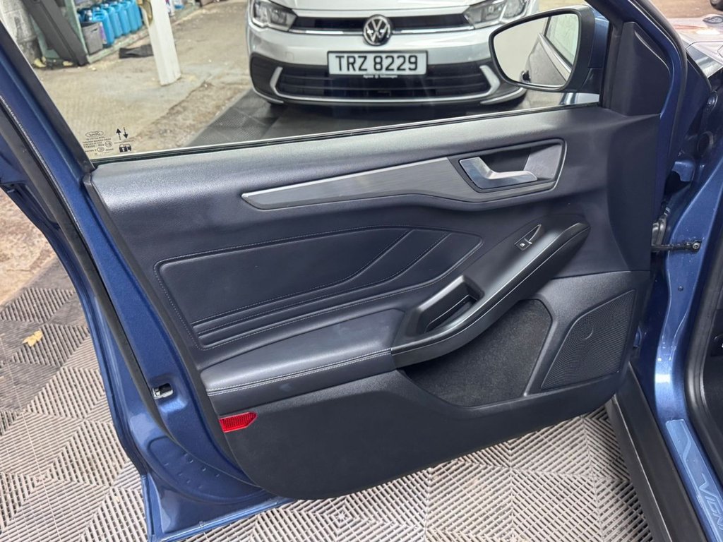 USED 2022 22 FORD FOCUS 1.0T EcoBoost Titanium Vignale Hatchback 5dr Petrol Manual Euro 6 (s/s) (125 ps) Bluetooth - SatNav - Sensors!