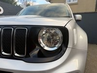 USED 2019 19 JEEP RENEGADE 1.3 GSE T4 Longitude SUV 5dr Petrol DDCT Euro 6 (s/s) (150 ps) Superb History, Rear Parking Sensors, Apple Carplay, Android Auto, Voice Control, Satellite Navigation, Cruise Control, Dual Zone Climate Control, Bluetooth Connectivity For Calls And Music