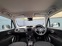 USED 2019 19 JEEP RENEGADE 1.3 GSE T4 Longitude SUV 5dr Petrol DDCT Euro 6 (s/s) (150 ps) Superb History, Rear Parking Sensors, Apple Carplay, Android Auto, Voice Control, Satellite Navigation, Cruise Control, Dual Zone Climate Control, Bluetooth Connectivity For Calls And Music