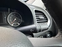 USED 2019 19 JEEP RENEGADE 1.3 GSE T4 Longitude SUV 5dr Petrol DDCT Euro 6 (s/s) (150 ps) Superb History, Rear Parking Sensors, Apple Carplay, Android Auto, Voice Control, Satellite Navigation, Cruise Control, Dual Zone Climate Control, Bluetooth Connectivity For Calls And Music