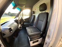USED 2021 71 MERCEDES-BENZ SPRINTER 2.1 315 CDI Progressive Luton Cab 2dr Diesel Manual Euro 6 (s/s) (143 ps) CRUISE CONTROLEURO 6,LOW LOADER,4M