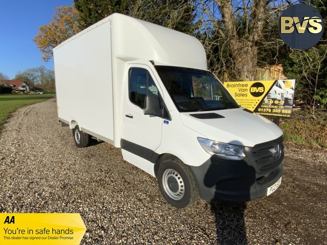View our MERCEDES-BENZ SPRINTER