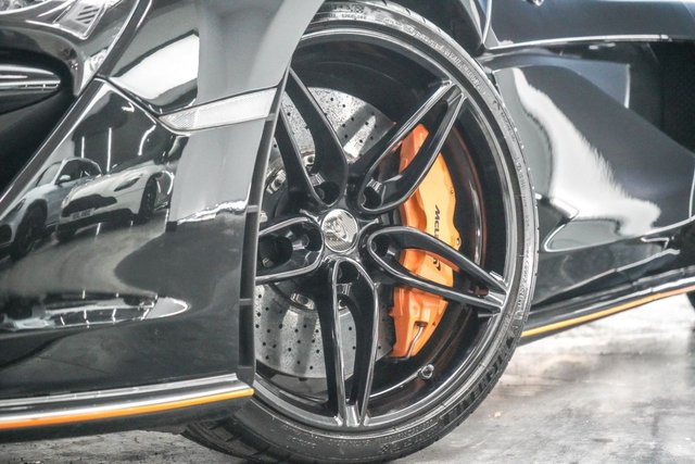 View our MCLAREN 570S