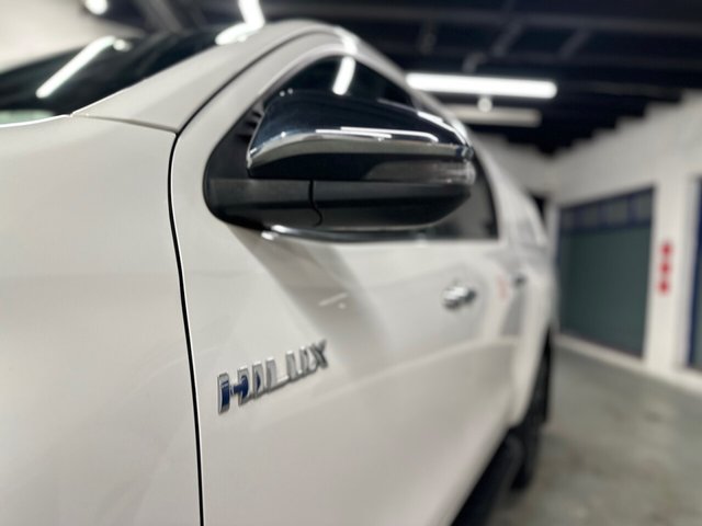 2021 TOYOTA HILUX - Photo 10