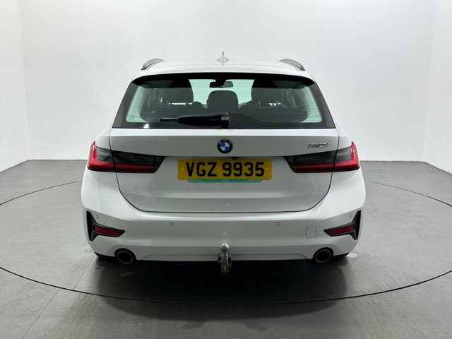 2022 BMW 3 Series - Photo 7